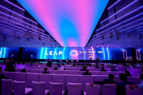 Screen a noleggio scatola di ferro/alluminio a fusione IP65 impermeabile all'aria aperta schermo a LED a colori P16 pubblicità cinematografica