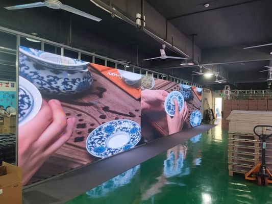 Prezzo buono Noleggio Modulo di visualizzazione a LED a schermo curvo 4.81mm Pixel Pitch 500x500mm Armadio in linea