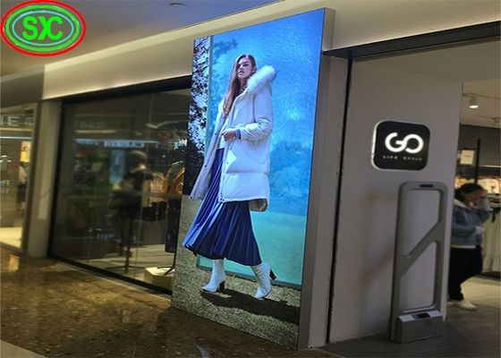 Display di cartelloni a LED in alluminio con risoluzione di modulo 960*320 e configurazione a colori 1R1G1B