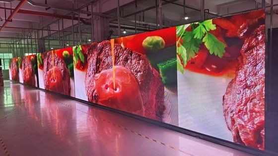 5500nits Luminosità Display pubblicitari esterni a LED per cartelloni pubblicitari che attirano l'attenzione
