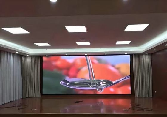 Prezzo buono Display a LED RGB indoor user-friendly con durata di 100 anni e sistema di controllo LSN/NoVa in linea