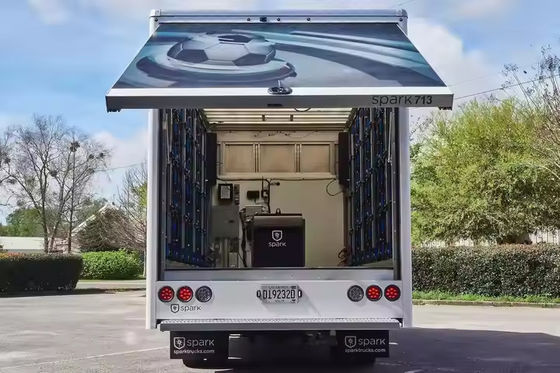 Prezzo buono Pubblicità Esterna Camion Mobile Display LED con Dimensione Lampada 2727 e Visualizzazione Testi nel Design in linea
