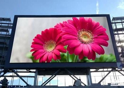 Prezzo buono Display pubblicitario in alluminio a fusione stampata a LED 250x250mm Modulo LED RGB P31.25mm in linea