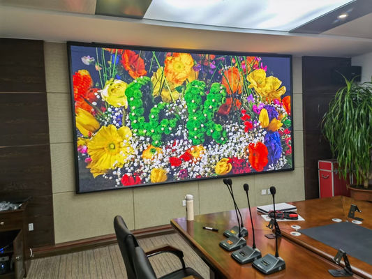 Prezzo buono Schermo LED a colori per interni con densità di 112896 punti/m2 per video wall in linea