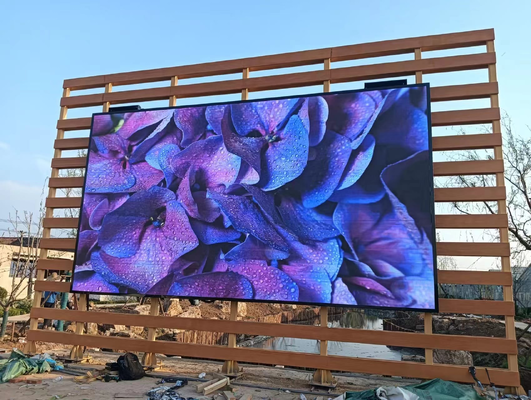 Alta luminosità P6 Outdoor LED Display Tabella pubblicitaria 960x960mm Armadio in ferro e frequenza di aggiornamento 3840hz