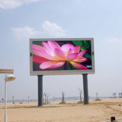 Display LED a colori per esterni P8 per pubblicità ed eventi con luminosità 6000 e frequenza di aggiornamento 3840Hz