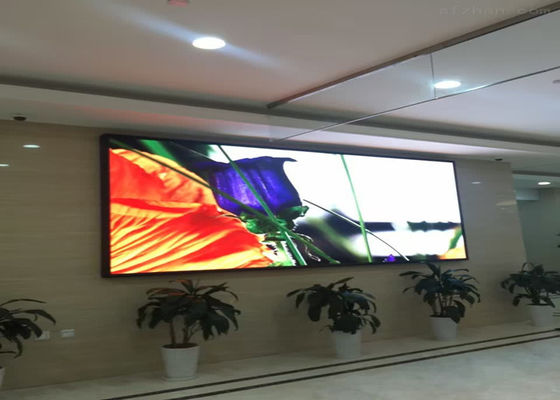 Prezzo buono Display LED a colori a 5 mm all'aperto all'interno 1R1G1B Garanzia di 3 anni in linea