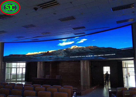 Prezzo buono Governo curvo pubblicità dell'interno gigante dell'esposizione di LED di RGB del video P2 P2.5 P3 P3.91 in linea
