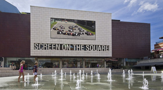 Prezzo buono Display a LED a colori con struttura modulare e regolazione flessibile dell'area dello schermo per varie esigenze pubblicitarie in linea