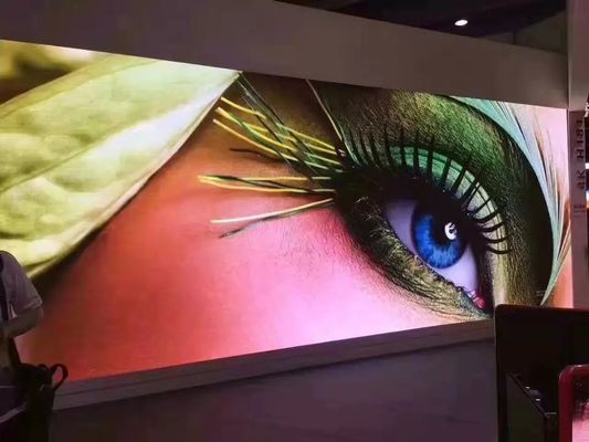 Prezzo buono SMD P4 Full Color LED Video Wall Screen 4mm Pixel Indoor Outdoor Impermeabile In linea