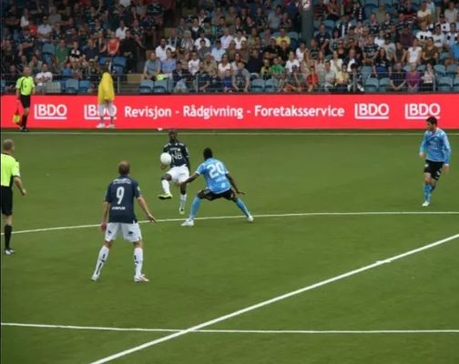 Prezzo buono Il perimetro dello stadio di football americano di P6 P8 P10 960x960mm ha condotto la visualizzazione che il tabellone per le affissioni di pubblicità all'aperto ha condotto lo schermo di visualizzazione in linea