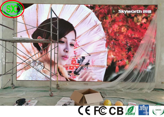 Prezzo buono RS485 P2 P3 P4 SMD2121 Parete video LED pubblicitario IECEE parete video LED a colori in linea