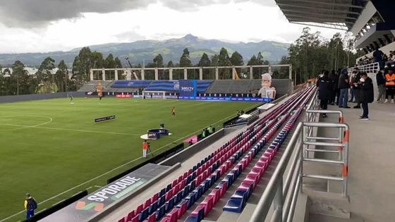 Il perimetro all'aperto dello stadio di P10 5500nits ha condotto i pannelli SMD3535