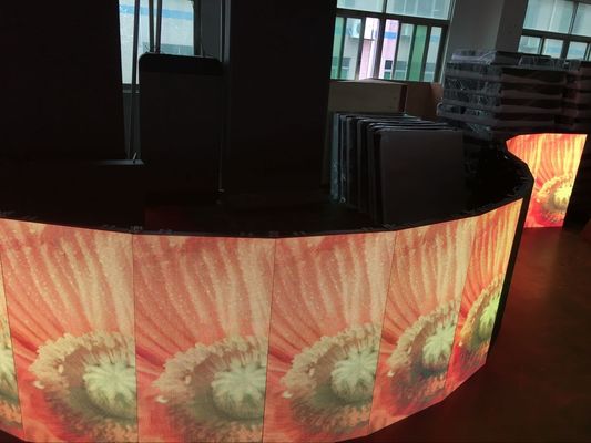 Prezzo buono La fase LED scherma le attività mostra a luminosità all'aperto di livello 5000 degli schermi del LED il video gabinetto della parete P3.91 P4.81 500x500mm in linea