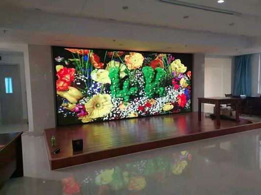 Prezzo buono La fase fissa dell'interno LED scherma i punti del gabinetto 111111 di P3 576x576mm/la densità pixel di Sqm, 1200 la luminosità, 1920hz la velocità di rinfrescamento in linea