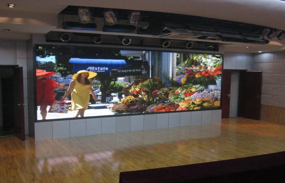 P4 ultra sottile RGB 3 in Governi di alluminio di 1 schermo di SMD LED, di alta risoluzione